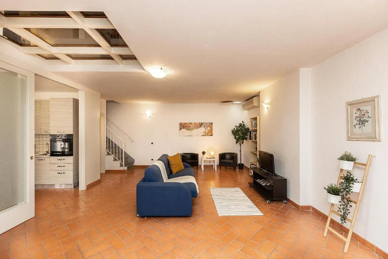 Palazzo Ghibellina By Rental In Florens 0*,
