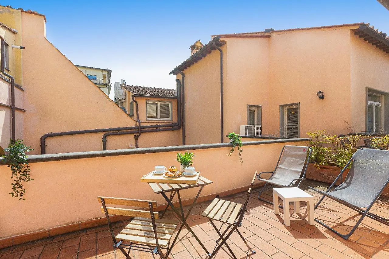 Palazzo Ghibellina By Rental In Florens Semesterbostad